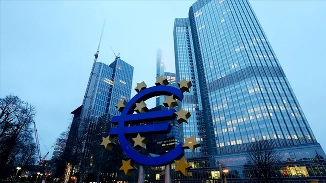 ecb-fransiz-tahvilleri-konusunda-aceleci-degil-1718627120630.jpg