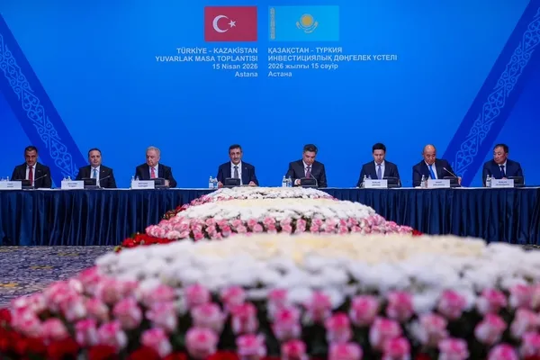 cevdet-yilmazdan-turkiye-kazakistan-ekonomik-isbirligi-mesaji-1776252678090.jpg