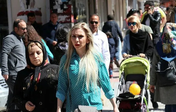 İranlılar Nevruz tatili için Van'a akın ediyor