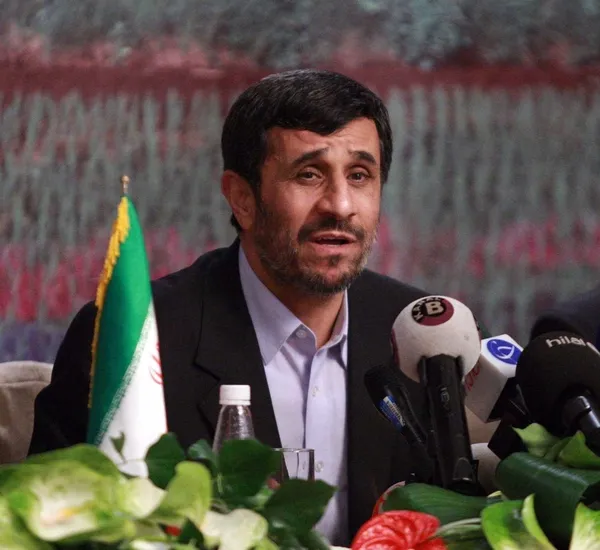 abdisrail-saldirisinda-olduruldugu-iddia-edilmisti-mahmud-ahmedinejad-yasiyor-mu-irandan-dikkat-ceken-aciklama-1772616651604.jpg ABD/İsrail saldırısında öldürüldüğü iddia edilmişti: Mahmud Ahmedinejad yaşıyor mu? İran'dan dikkat çeken açıklama!