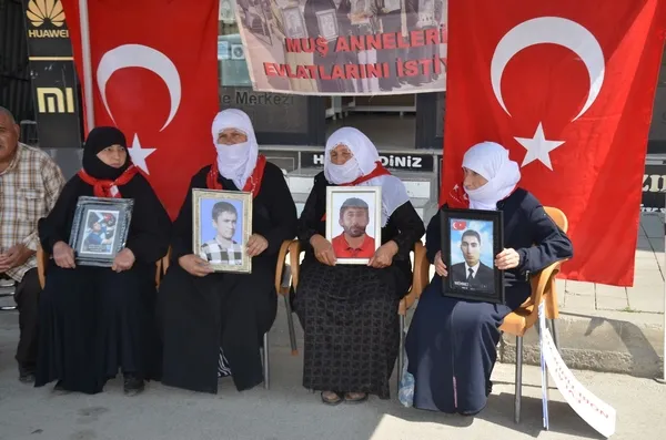 muslu-ailelerin-eylemi-suruyor-1787145259345.jpg