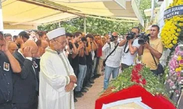 Profesör için tören düzenlendi