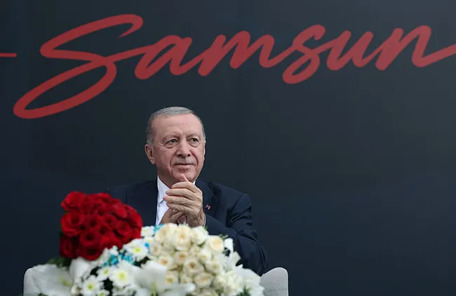 baskan-erdogan-samsunda-genclerle-bulustu-turkiyeyi-cok-daha-iyi-yerlere-getireceksiniz-1789415273442.jpeg Başkan Erdoğan Samsun'da gençlerle buluştu: