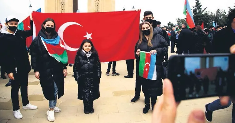 1 Aralık Laçin bayramı