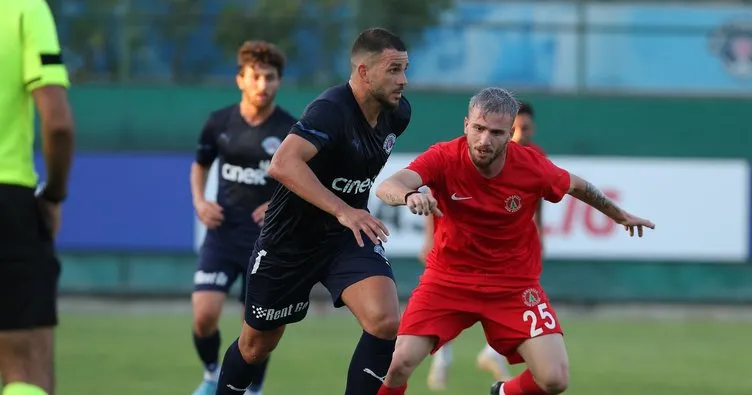 Hazırlık maçında Kasımpaşa ile Ümraniyespor yenişemedi