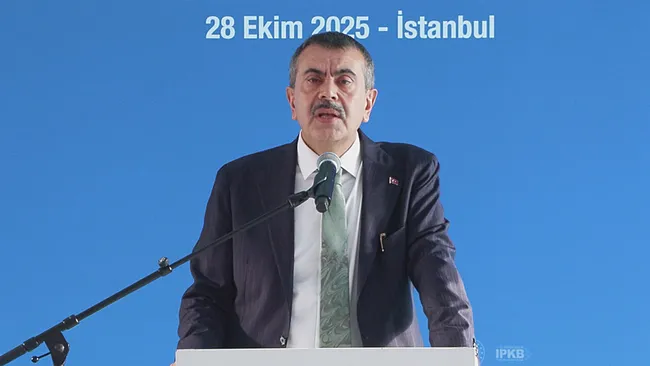 Bakan Tekin SABAH'a açıkladı: Mücadele bitmedi, teyakkuzdayız