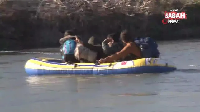 Mültecilerin botlarla Yunanistan'a geçişleri sürüyor | Video