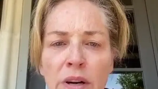 Kardeşi coronaya yakalanan Sharon Stone ateş püskürdü: Sizlerden biri yaptı | Video