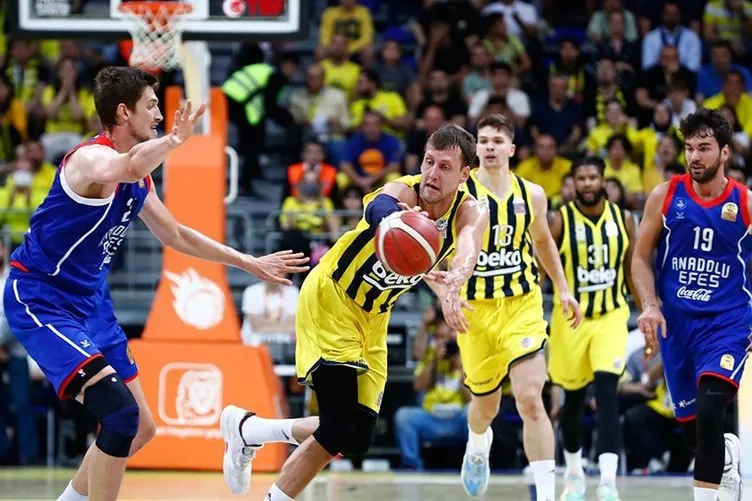 Fenerbahçe Beko Anadolu Efes maçı hangi kanalda canlı yayınlanacak? Fenerbahçe Efes basketbol maçı ne zaman, saat kaçta?