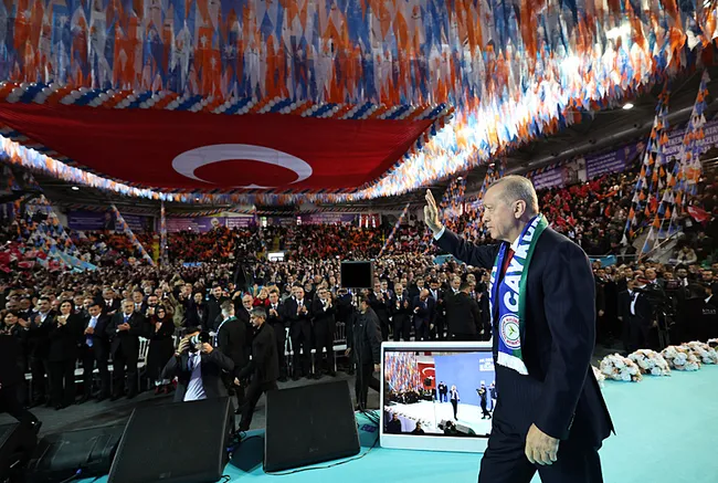 son-dakika-baskan-erdogandan-rize-onemli-mesajlar-hedefimiz-terorsuz-turkiye-1736078246938.jpeg