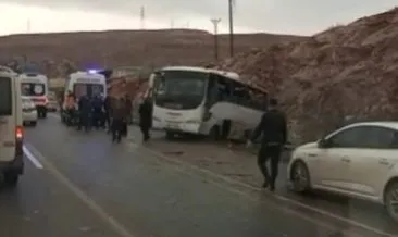 Şanlıurfa’da işçi midibüsü devrildi: 15 yaralı #gaziantep