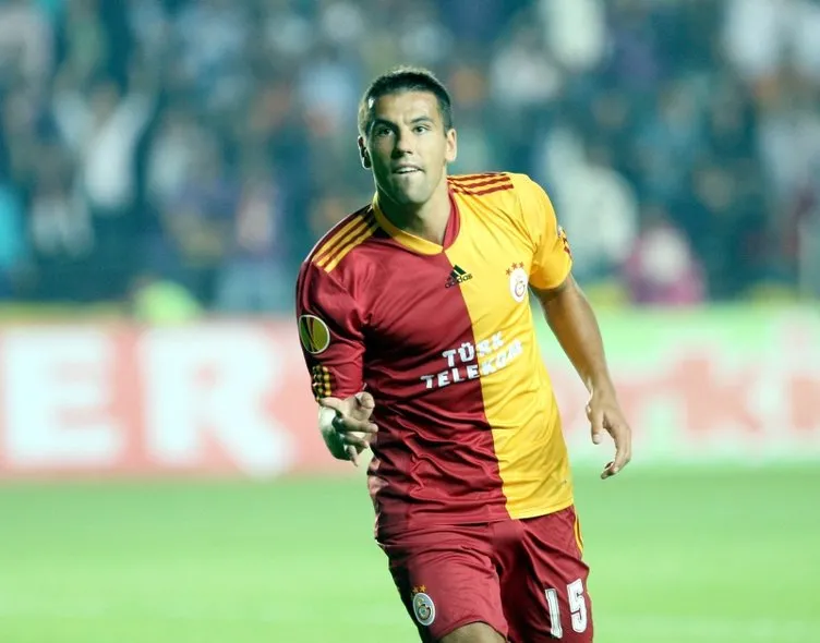 Son dakika: Son 30 yılın unutulmaz Beşiktaş-Galatasaray derbileri! 'Sergen attı, şampiyonluk geldi' ve derbi yarıda kaldı!