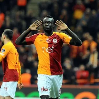 Mbaye Diagne krallığını ilan etmeye hazırlanıyor