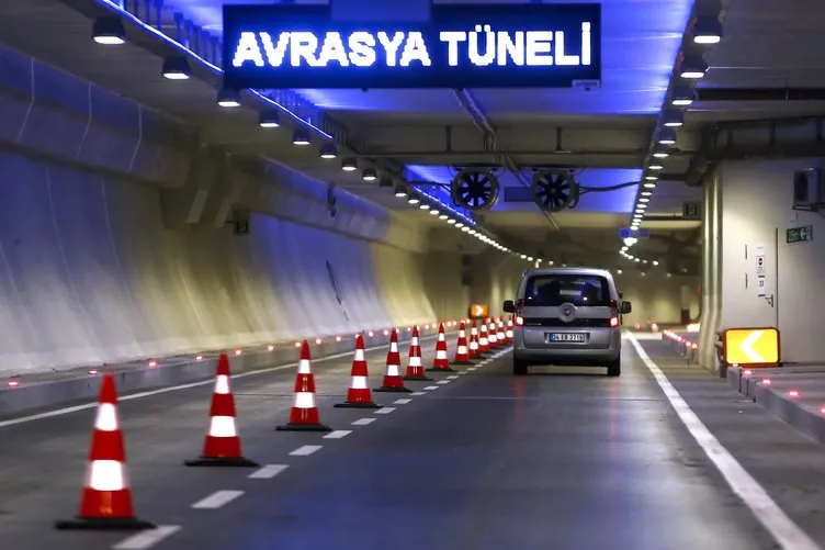 Avrasya Tüneli’nde araç geçişleri başladı
