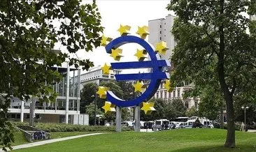 ECB anketi yayımladı: Enflasyon beklentileri revize edildi