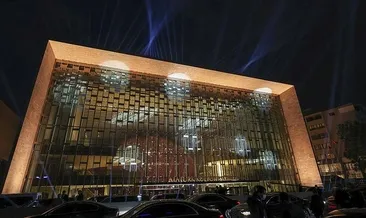 Gençler AVM’den çıkıp AKM’ye gelsin