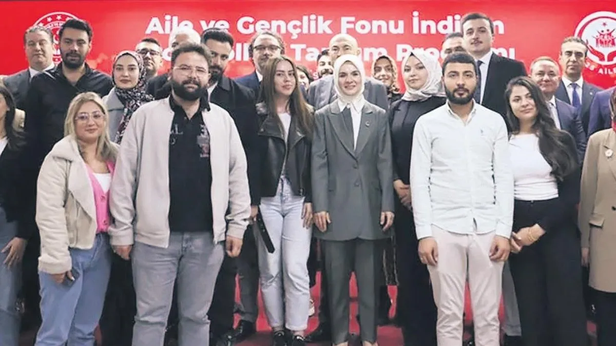 7 bin genç evlilik kampanyası ile eşyasını indirimli aldı 7 bin genç evlilik kampanyası ile eşyasını indirimli aldı