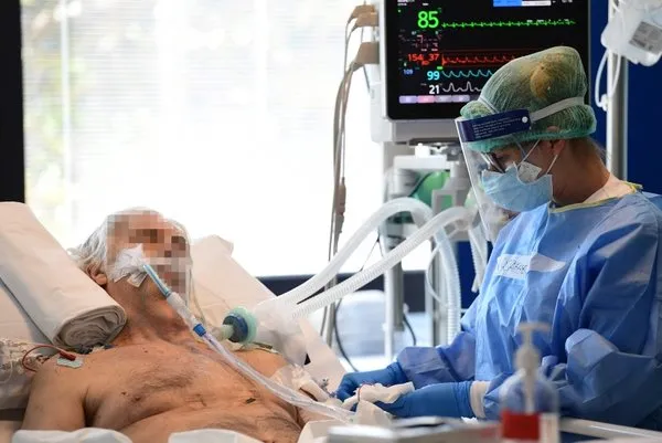 yogun bakimda yurek sizlatan