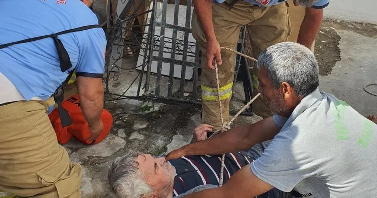 Ayvalık’ta kuyuya düşen yaşlı adamı itfaiye kurtardı