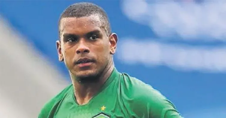 Lucas için top Yalçın’da