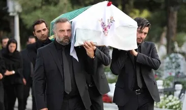 Cenaze sahnesinde Demet Akalın sürprizi