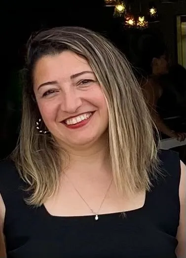 Eşinin balkondan düşerek hayatını kaybettiği olayda tutuklanmıştı: O profesörün ifadesine SABAH ulaştı… Dişlerinle beni çek diye yalvardı dedi!