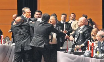 Divan’da kavga çıktı