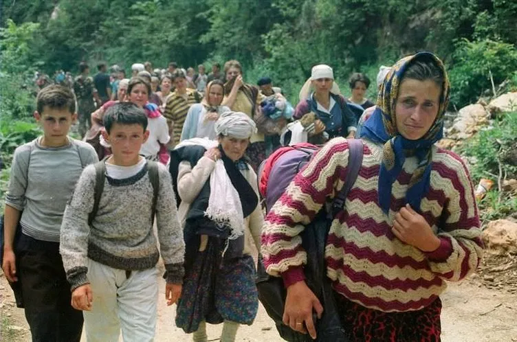 Srebrenitsa Cehennemi’’nden kaçanların ölüm yürüyüşü