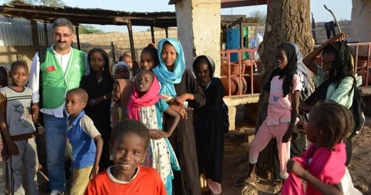 Sudan’daki yetimlerin yüzü İHH ile güldü