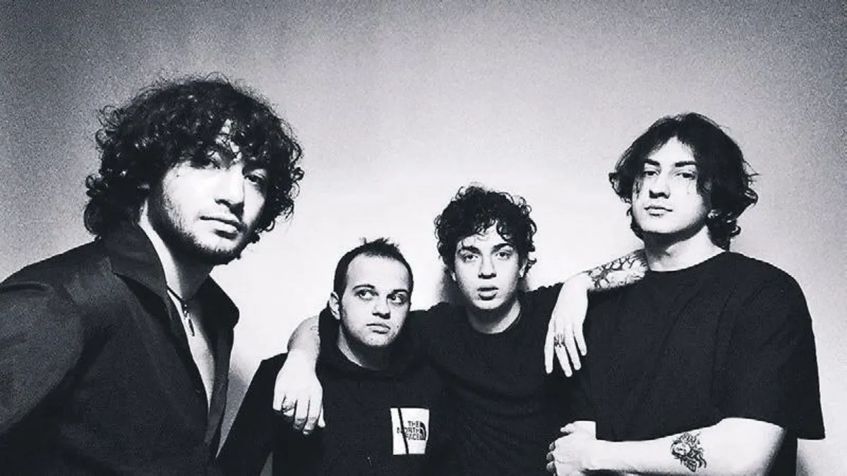 Rock grubu birbirine düştü – Son Dakika Magazin Haberleri