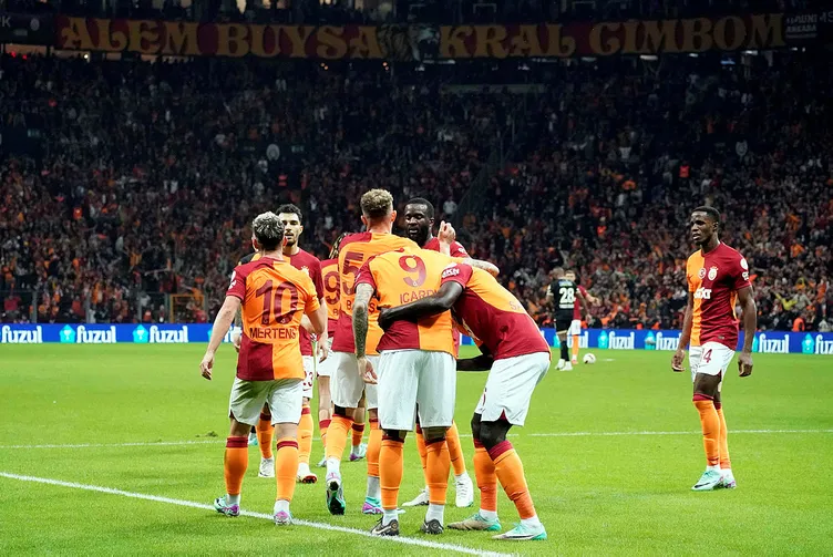 Son dakika Galatasaray haberi: Ve anlaşma sağlandı! 2 yıldız Aslan oluyor...
