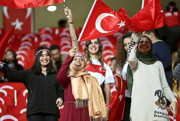 Antalya'da Milli Takım coşkusu!