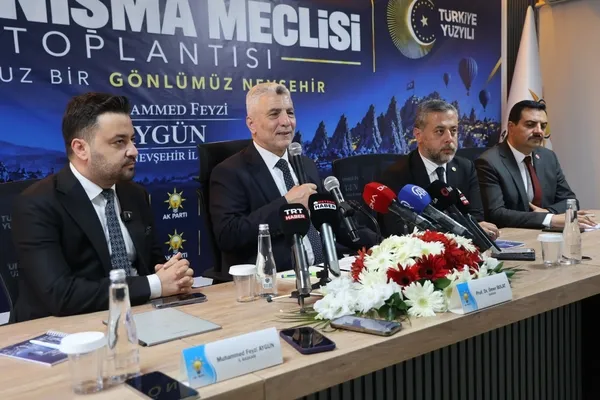 bolat-turkiye-zorlu-sartlara-ragmen-ekonomisini-buyutmeye-devam-ediyor-1789396288379.jpg