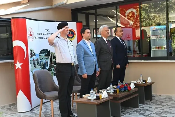 jandarma-personeli-rutbe-terfi-toreniyle-onurlandirildi-1756488909689.jpg
