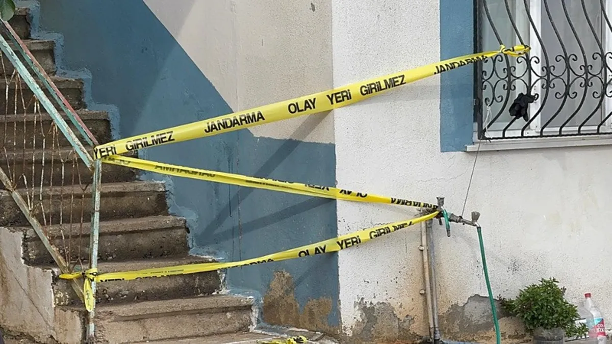 Mersin’de aile faciası: 2 çocuk öldü, anne-baba yoğun bakımda