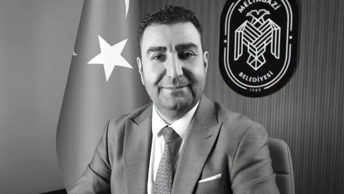 Melikgazi Belediyesi Özel Kalem Müdürü Mustafa Tümgüç'ün bisiklet kazasında hayatını kaybettiği haberi