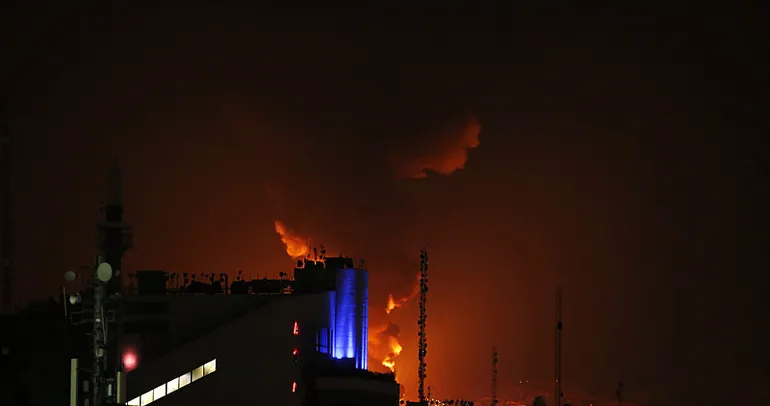 İsrail’den Tahran ve Beyrut’a saldırı: Donald Trump’tan ’3. dünya savaşı’ sözleri!