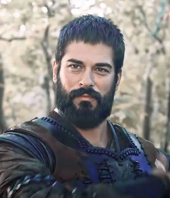 (SABAH GAZETESİ) 2021'de yaza damga vuracak erkek saç modelleri nelerdir? Kuaför Kadir Alkan yorumluyor 22