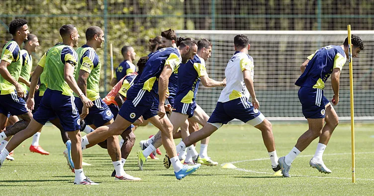 Fenerbahçe ara vermeden sahaya indi!