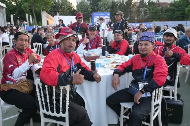 14-uluslararasi-fetih-kupasi-genc-sporculari-bulusturdu-bakan-ersoydan-turkiye-yuzyili-vurgusu-1780512835421.jpg 14. Uluslararası Fetih Kupası genç sporcuları buluşturdu: Bakan Ersoy'dan 'Türkiye yüzyılı’ vurgusu!