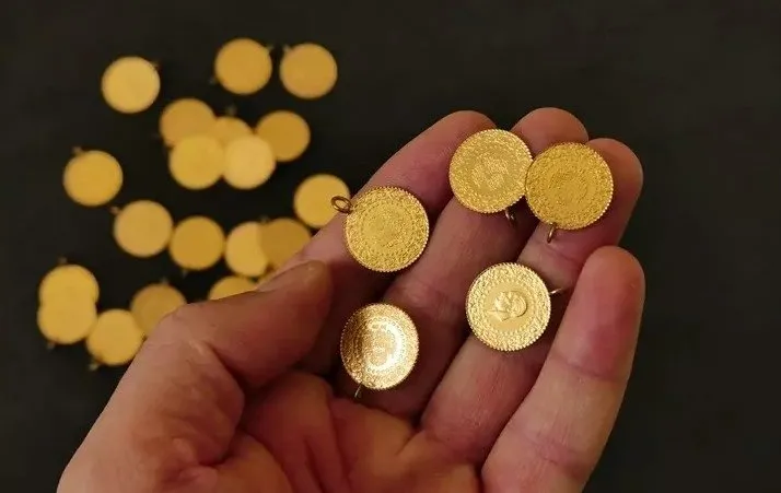 Altın gram fiyatı için yön yukarı! Çeyrek, 22 ayar bilezik ve Cumhuriyet altını fiyatı 5 Ocak 2024 kaç TL?