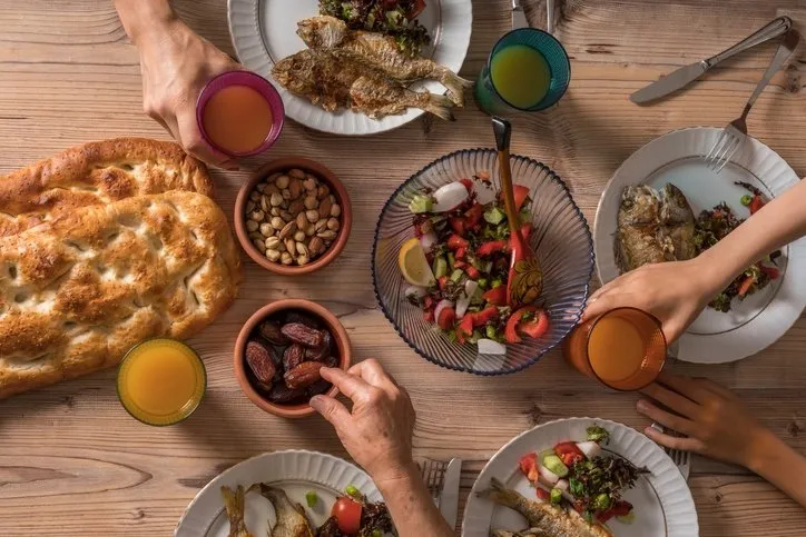 Bugün iftara ne pişirsem? Ramazan’ın 4. Gününe özel iftar menüsü örnekleri ile pratik, kolay, hafif yemek önerileri