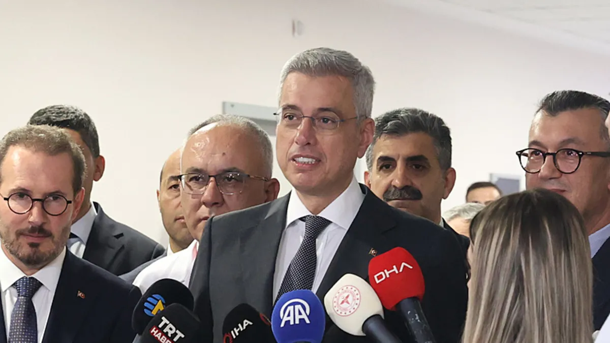 Bakan Memişoğlu: Bugün Türk sağlık sanayisinde dönüm noktalarından biri! Bakan Memişoğlu: Bugün Türk sağlık sanayisinde dönüm noktalarından biri!