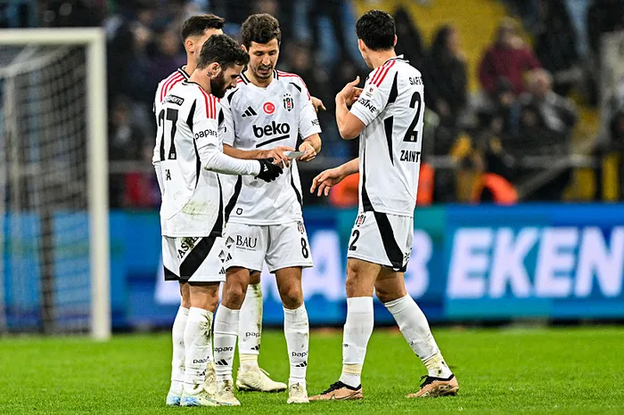 son-dakika-besiktas-zorlu-caykur-rizespor-deplasmaninda-ilk-11ler-belli-oldu-1735919740316.jpeg