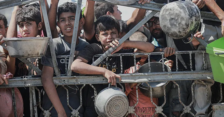 Gazze’de bir annenin acı feryadı: Oğlum gözlerimin önünde eridi