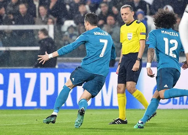 Cüneyt Çakır UEFA Şampiyonlar Ligi Juventus - Real Madrid maçına damga vurdu