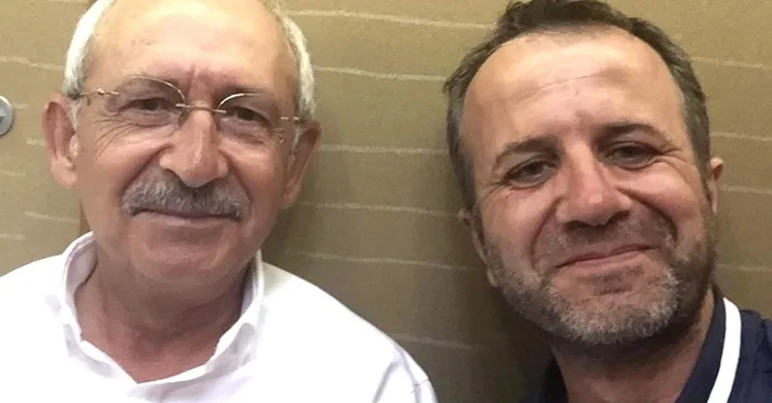 iste-kilicdaroglunun-basortusu-cikisinin-detaylari-akil-hocalari-ortaya-cikti-1665117012034.jpg İşte Kılıçdaroğlu'nun başörtüsü çıkışının detayları! Akıl hocaları ortaya çıktı