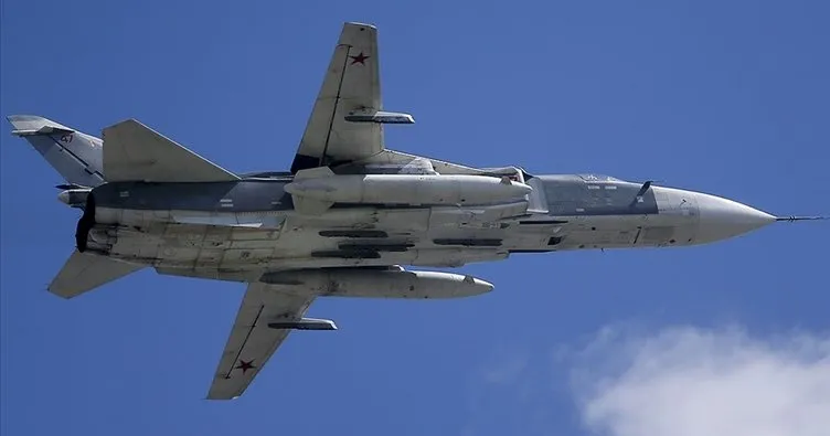 Rusya’da savaş uçağı düştü: Mürettebat sağ olarak kurtuldu