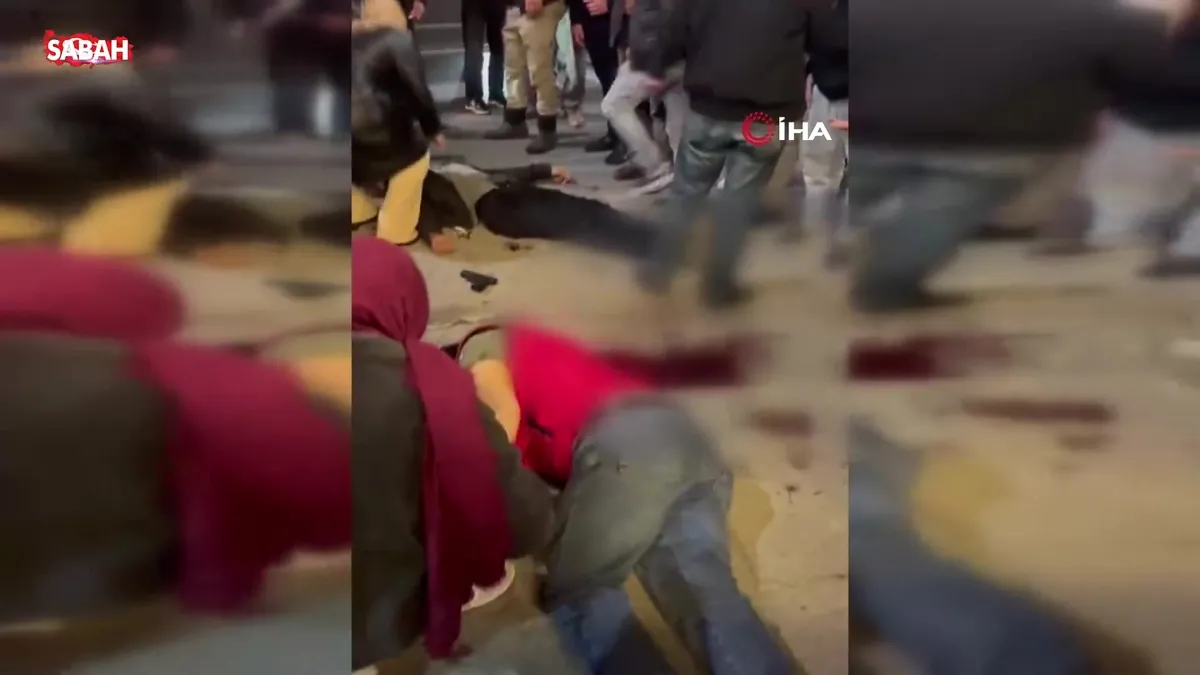 Sultangazi’de eski koca dehşeti: 1 ölü, 1 ağır yaralı | Video videosunu izle Sultangazi’de eski koca dehşeti: 1 ölü, 1 ağır yaralı | Video videosunu izle