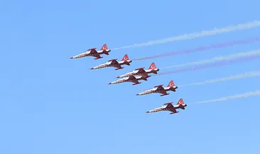 Türk Yıldızları’ndan Kayseri’de nefes kesen gösteri! Gökyüzünde unutulmaz anlar yaşatıldı